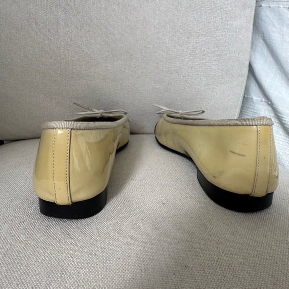 Authentic Chanel Flats black and nude Patent Leather size 36 - Picture 5 of 10